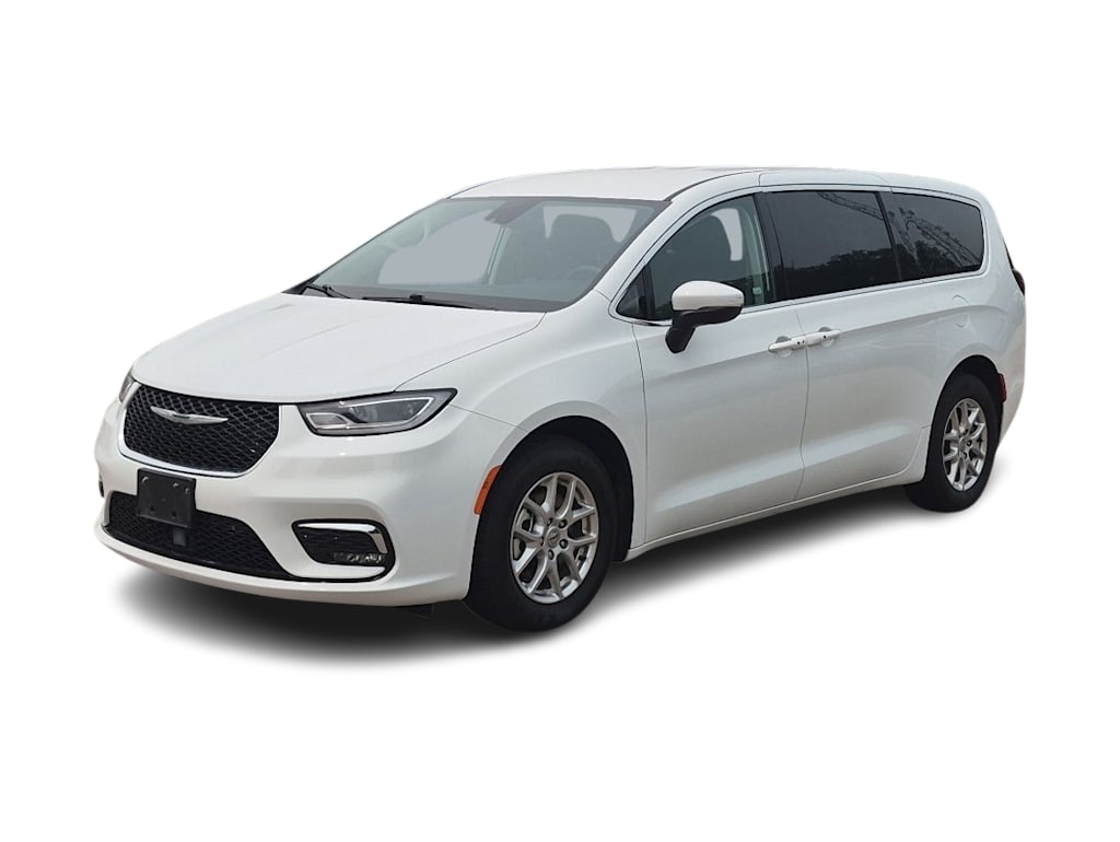 Thumbnail: 2023 Chrysler Pacifica - 16