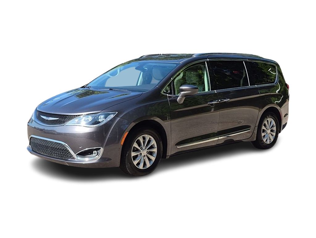 Thumbnail: 2018 Chrysler Pacifica - 20
