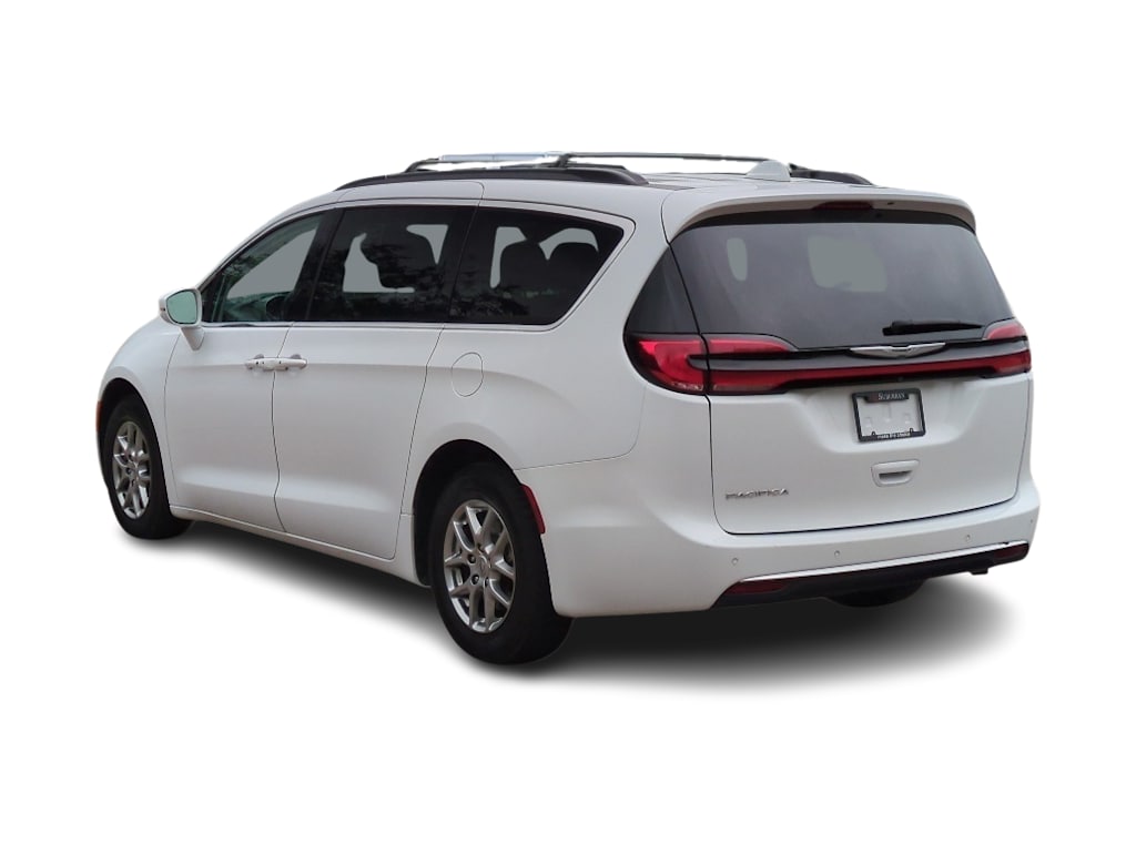 Thumbnail: 2021 Chrysler Pacifica - 4