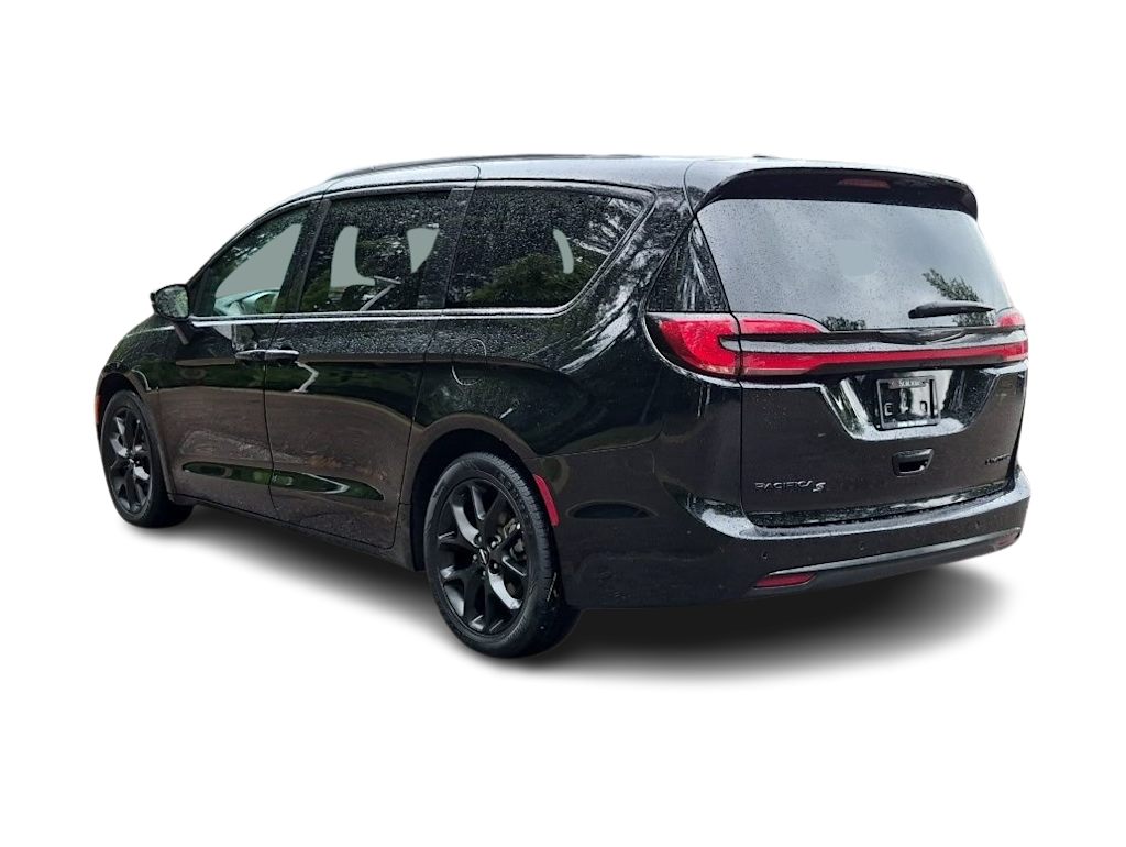 Thumbnail: 2025 Chrysler Pacifica - 4
