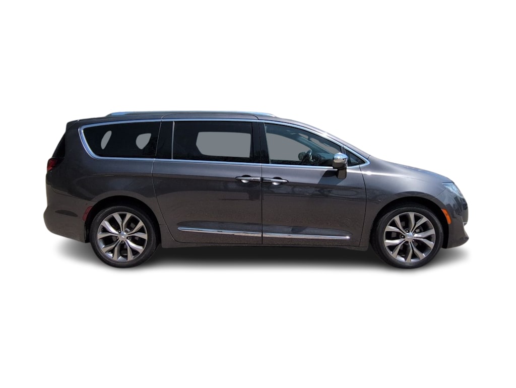 Thumbnail: 2020 Chrysler Pacifica - 23