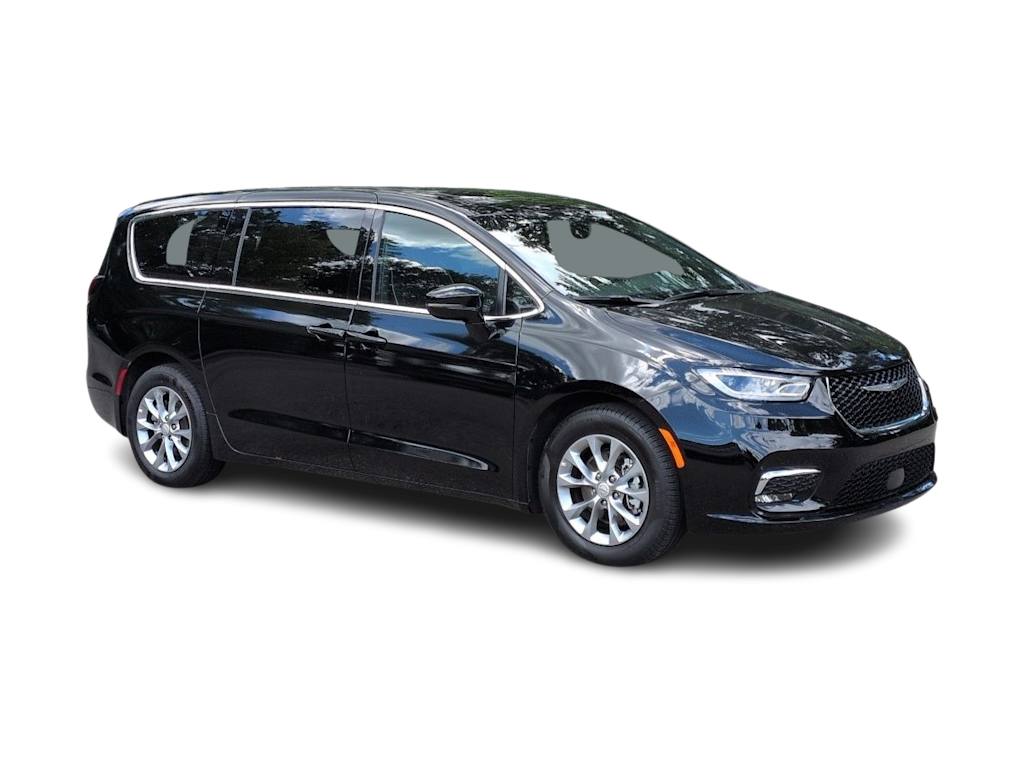 Thumbnail: 2026 Chrysler Pacifica - 16