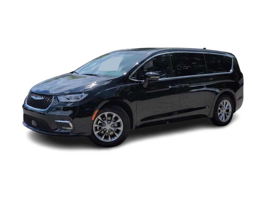 Thumbnail: 2026 Chrysler Pacifica - 3
