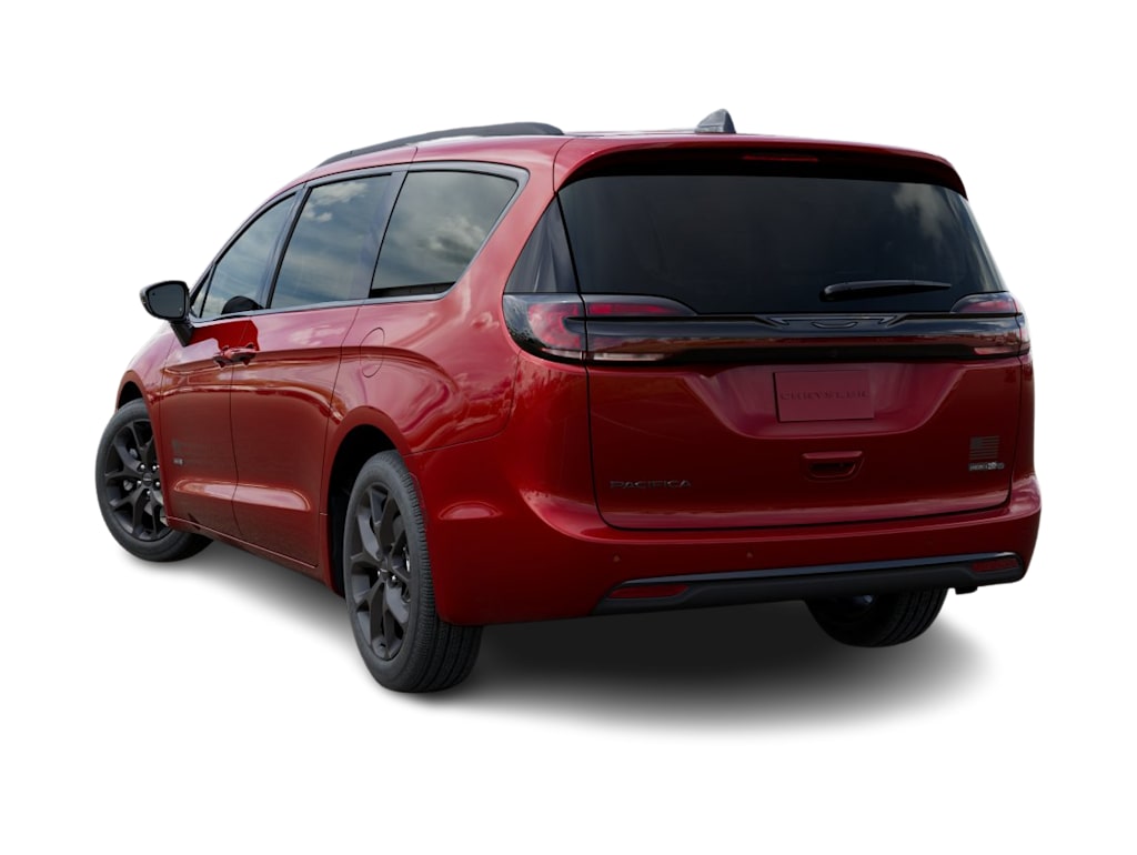 Thumbnail: 2027 Chrysler Pacifica - 3