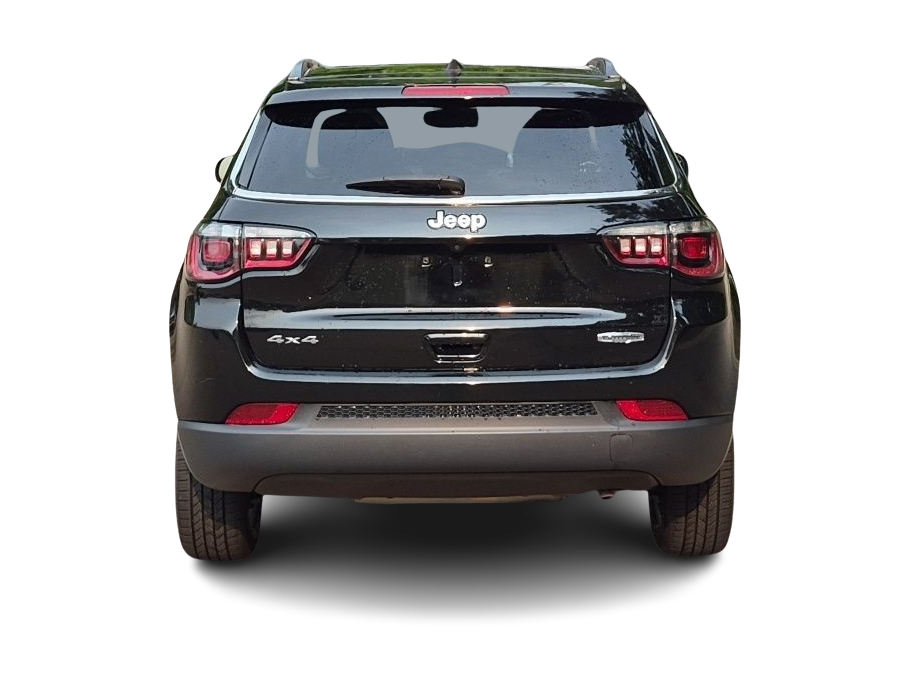 Thumbnail: 2021 Jeep Compass - 22