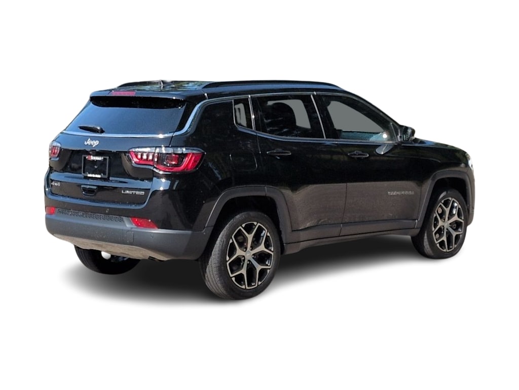 Thumbnail: 2024 Jeep Compass - 21