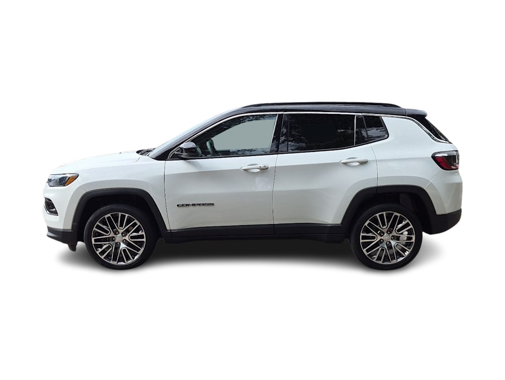 Thumbnail: 2023 Jeep Compass - 3