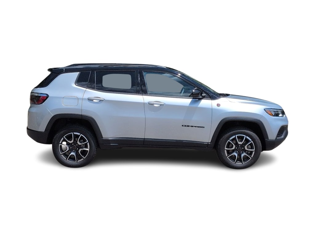 Thumbnail: 2025 Jeep Compass - 23