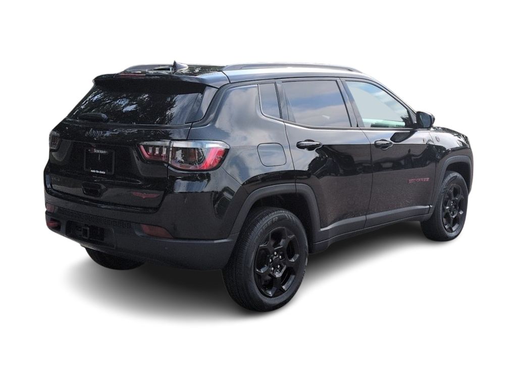 Thumbnail: 2023 Jeep Compass - 22