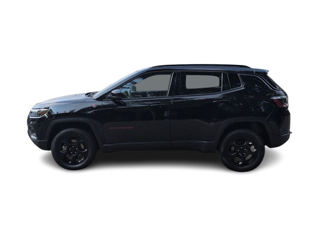 Thumbnail: 2023 Jeep Compass - 3