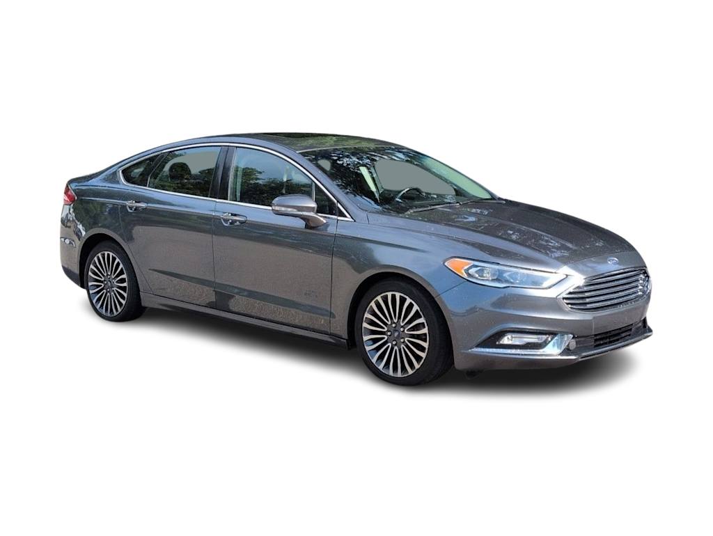 Thumbnail: 2017 Ford Fusion - 18