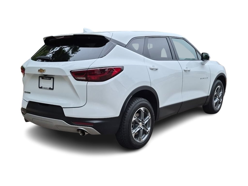 Thumbnail: 2025 Chevrolet Blazer - 23