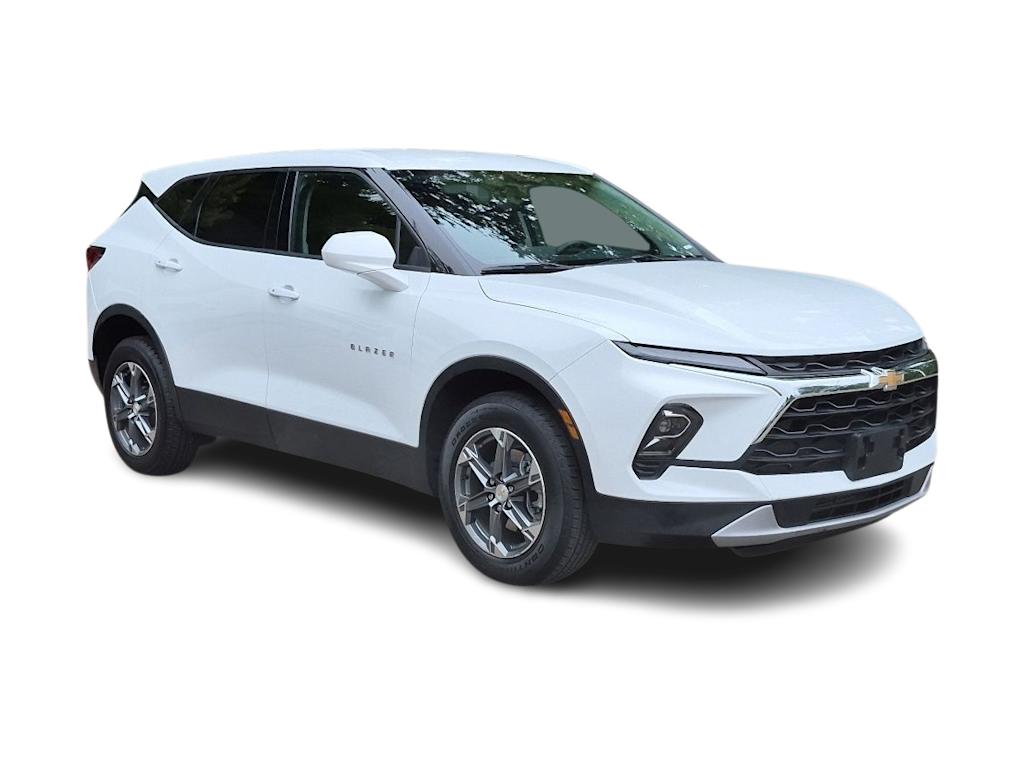 Thumbnail: 2025 Chevrolet Blazer - 21