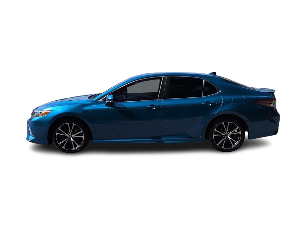 Thumbnail: 2019 Toyota Camry - 3