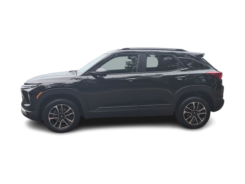 Thumbnail: 2026 Chevrolet TrailBlazer - 3