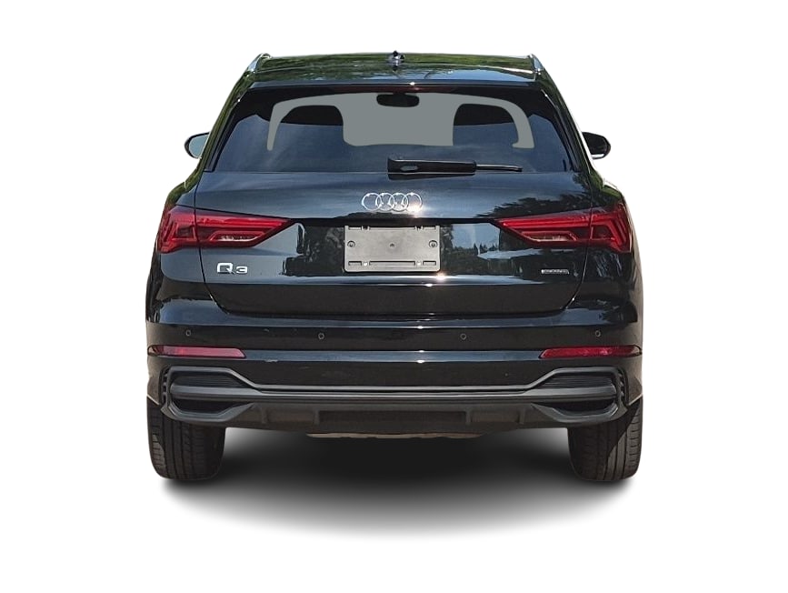 Thumbnail: 2025 Audi Q3 - 21