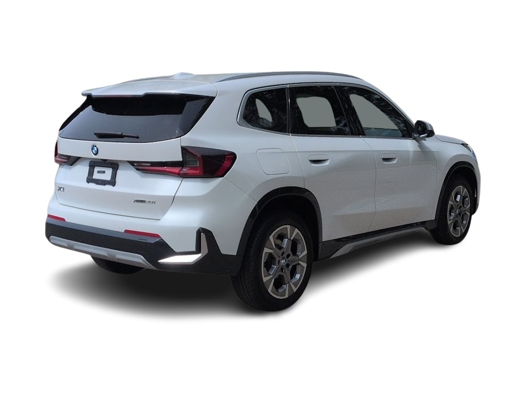 Thumbnail: 2023 BMW X1 - 23