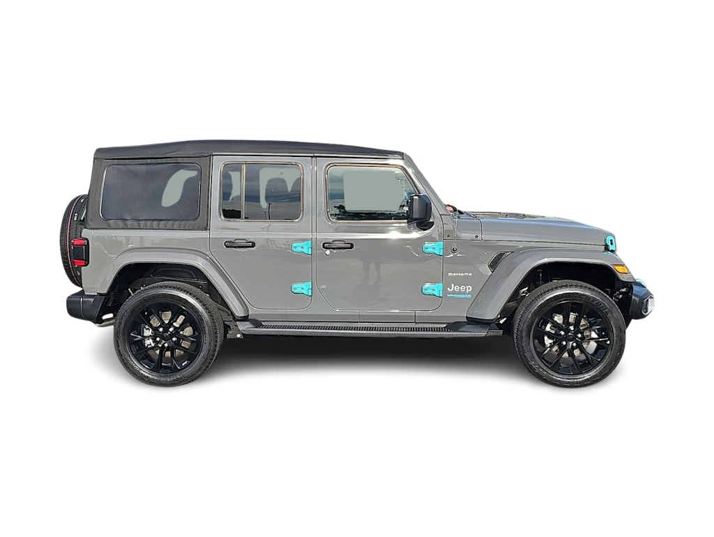 Thumbnail: 2021 Jeep Wrangler - 23