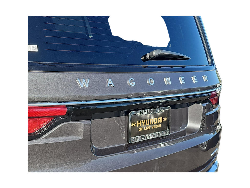 Thumbnail: 2022 Jeep Wagoneer - 19