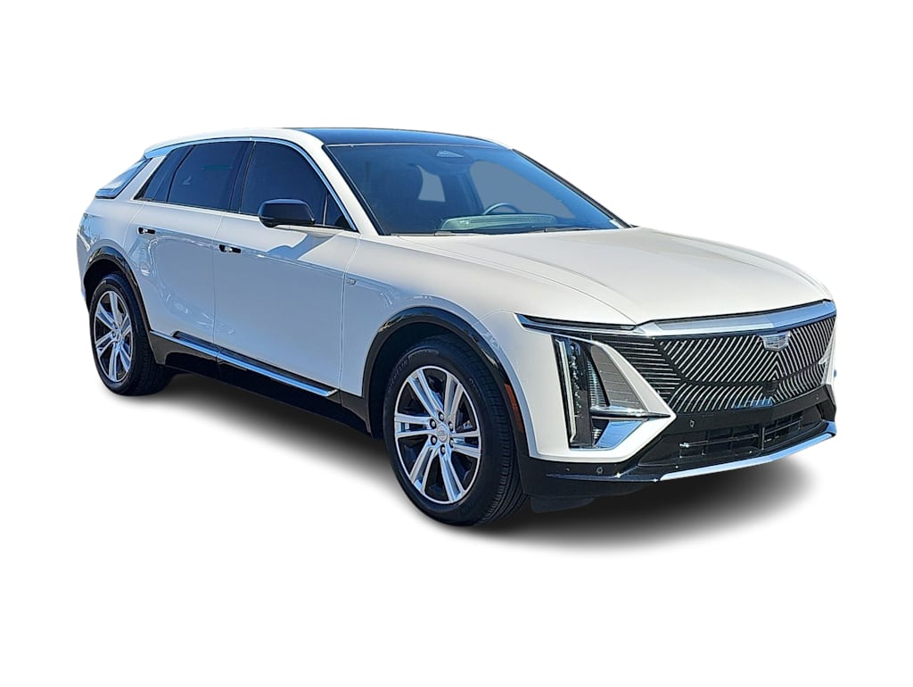 Thumbnail: 2024 Cadillac Lyriq - 16