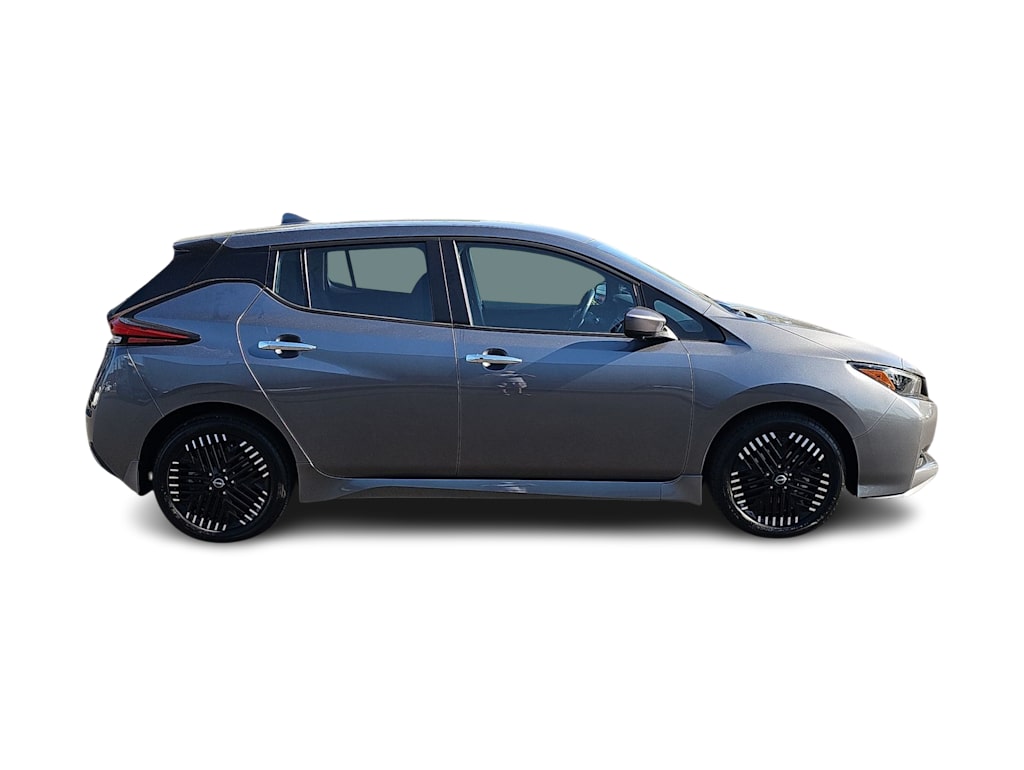 Thumbnail: 2024 Nissan Leaf - 21