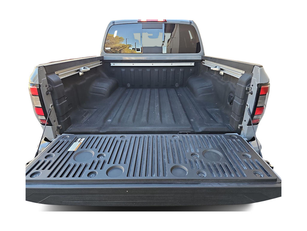 Thumbnail: 2026 Nissan Frontier - 16