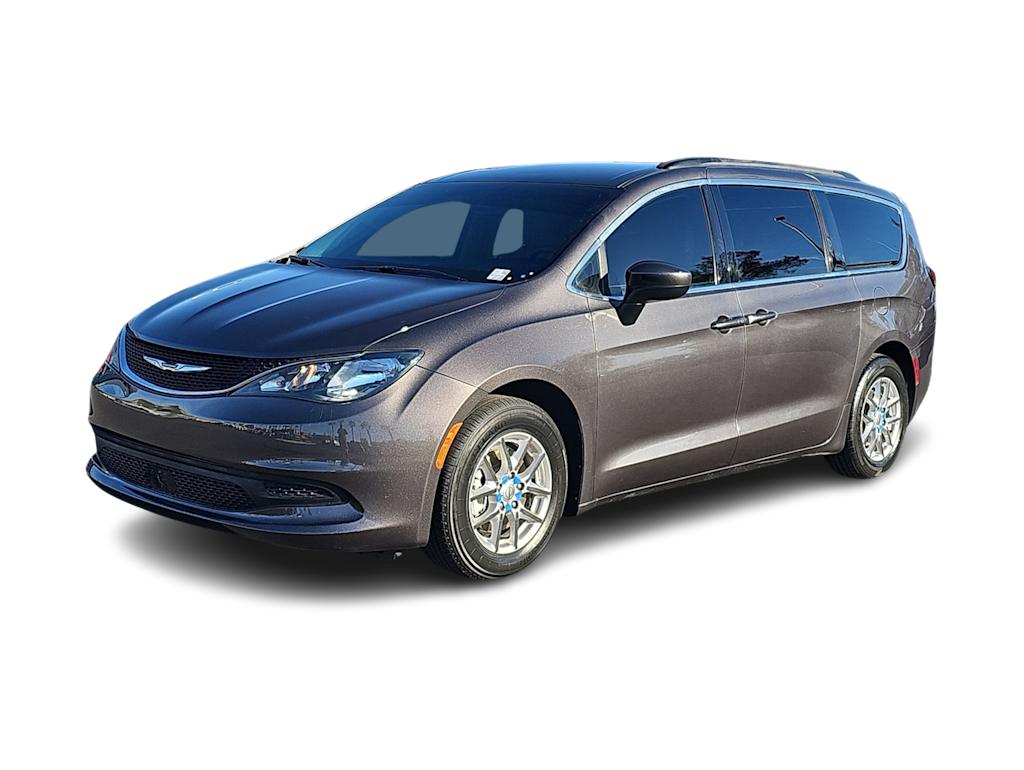 Thumbnail: 2021 Chrysler Voyager - 18