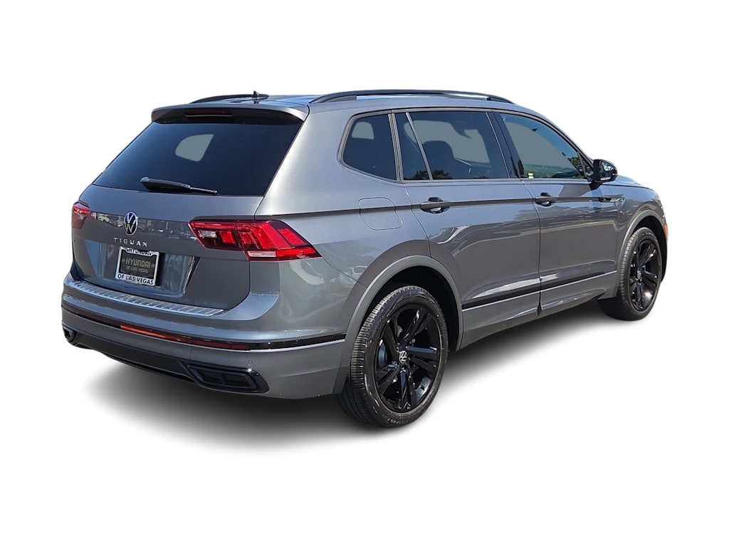 Thumbnail: 2023 Volkswagen Tiguan - 24