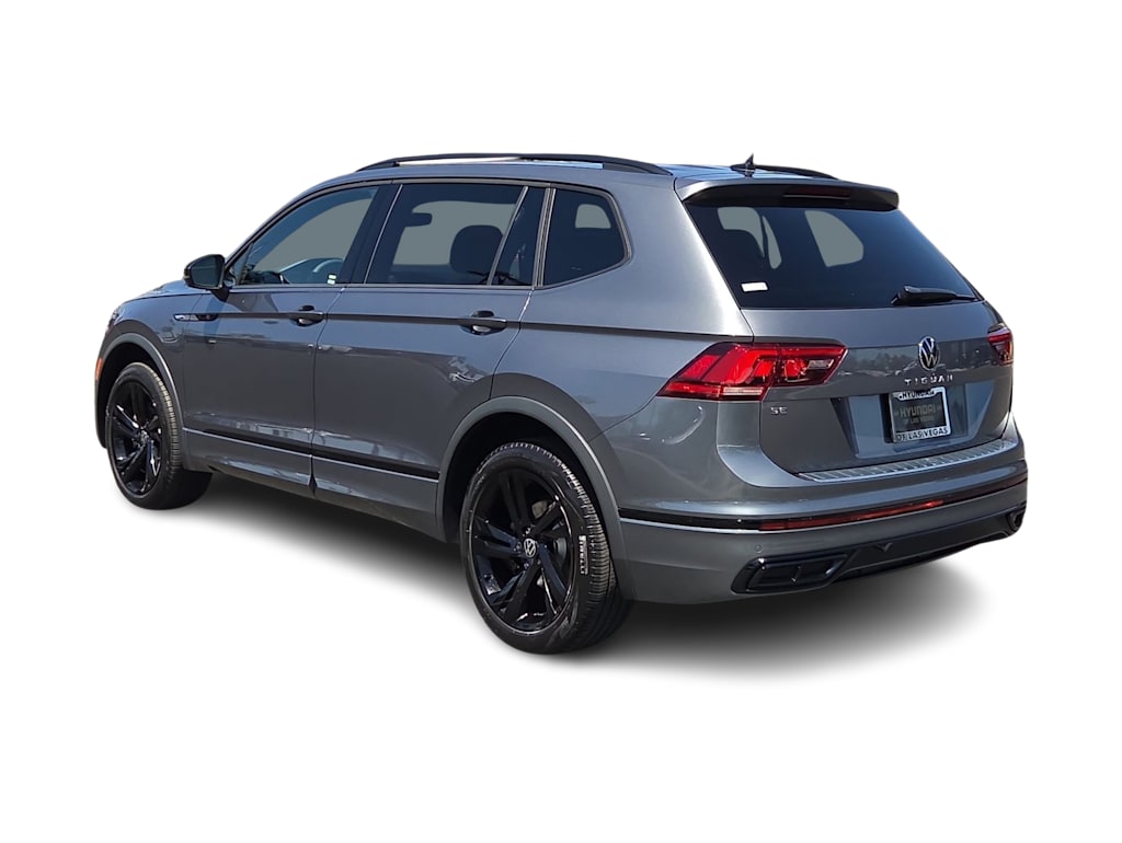 Thumbnail: 2023 Volkswagen Tiguan - 4
