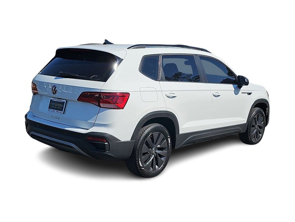 Thumbnail: 2022 Volkswagen Taos - 22