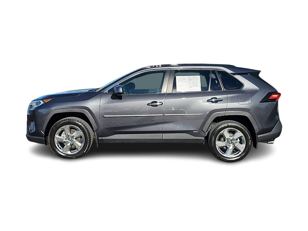 Thumbnail: 2021 Toyota RAV4 - 3