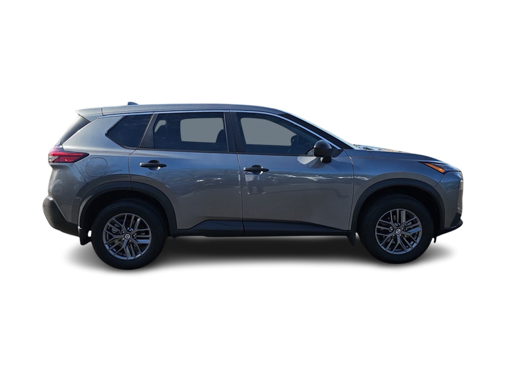 2021 Nissan Rogue S 22