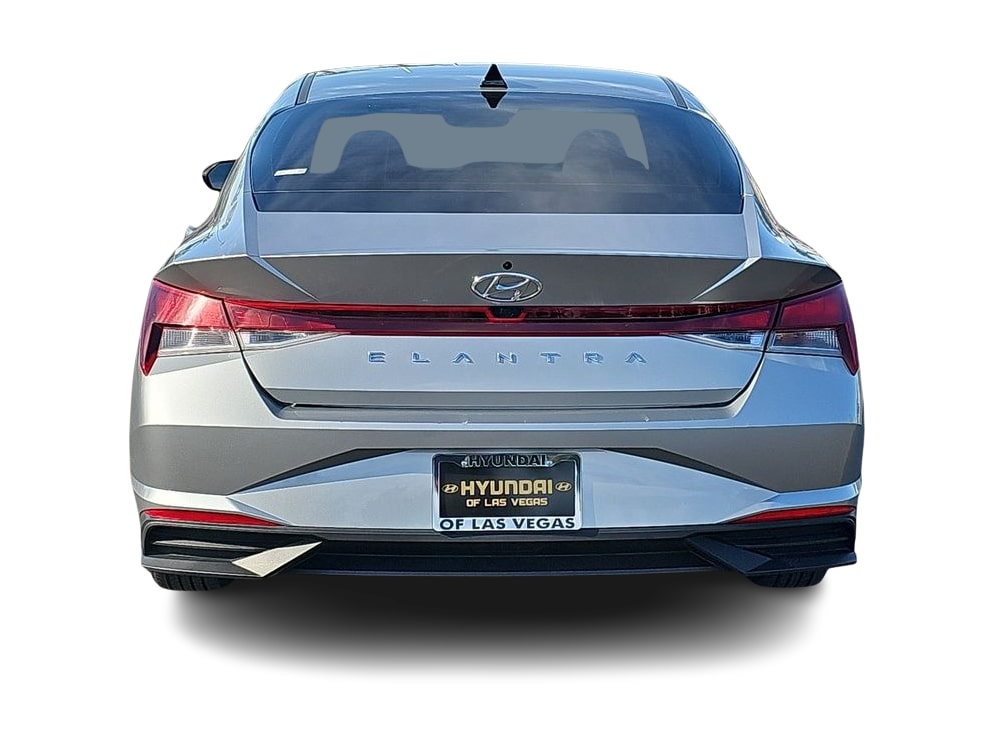 Thumbnail: 2022 Hyundai Elantra - 5