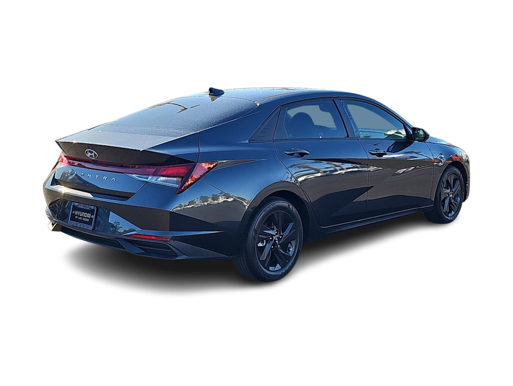 Thumbnail: 2021 Hyundai Elantra - 21