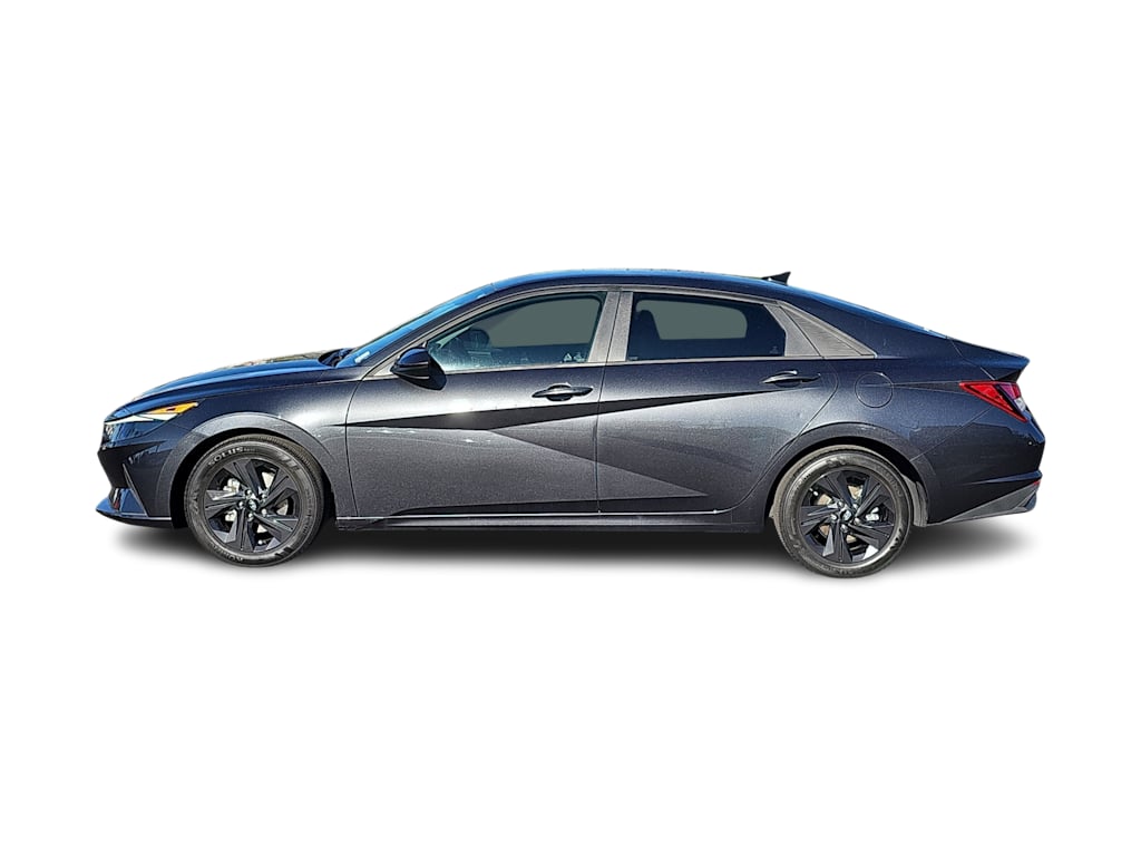 Thumbnail: 2021 Hyundai Elantra - 3