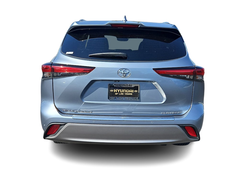 Thumbnail: 2023 Toyota Highlander - 5