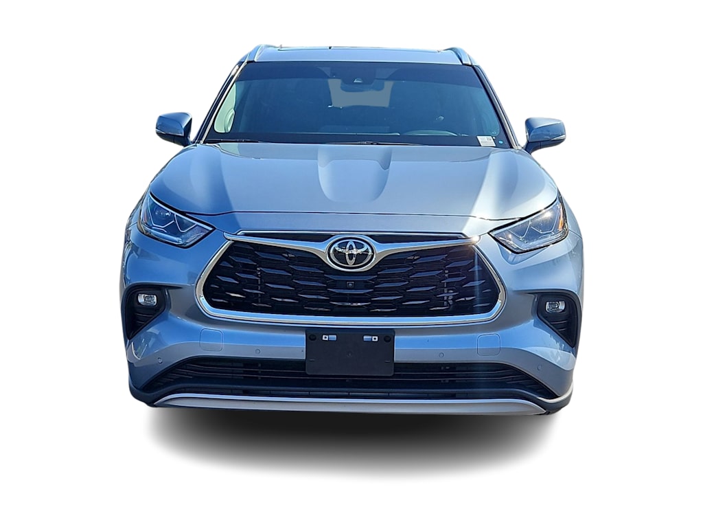 Thumbnail: 2023 Toyota Highlander - 6