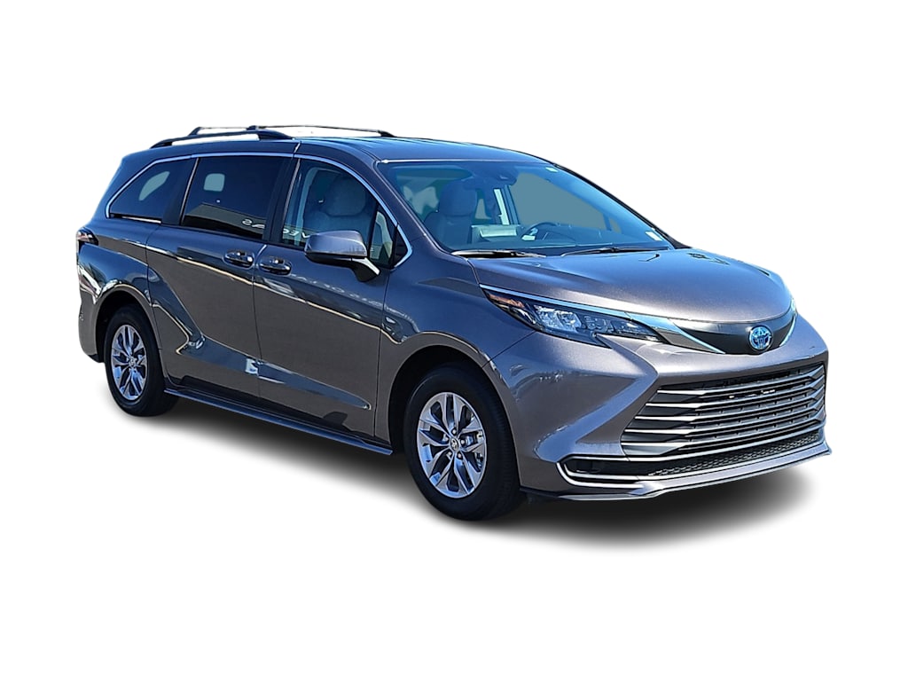 Thumbnail: 2024 Toyota Sienna - 20