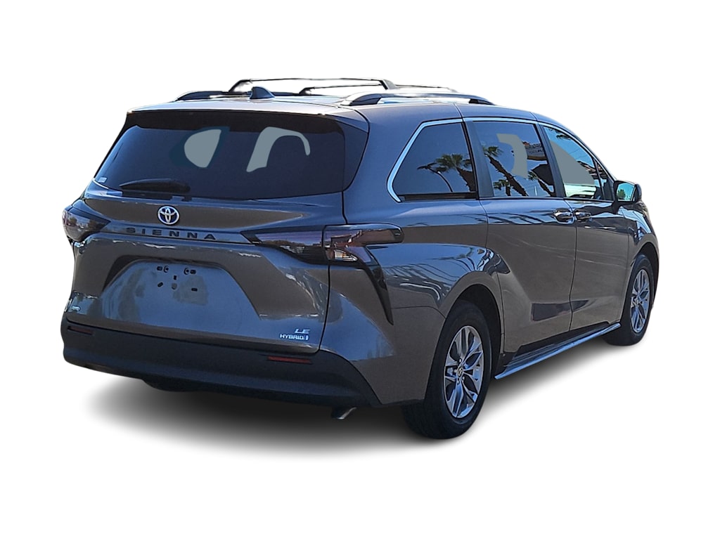 Thumbnail: 2024 Toyota Sienna - 22