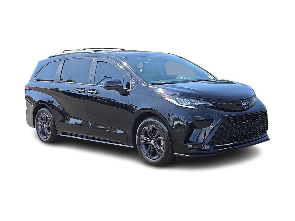 Thumbnail: 2025 Toyota Sienna - 18