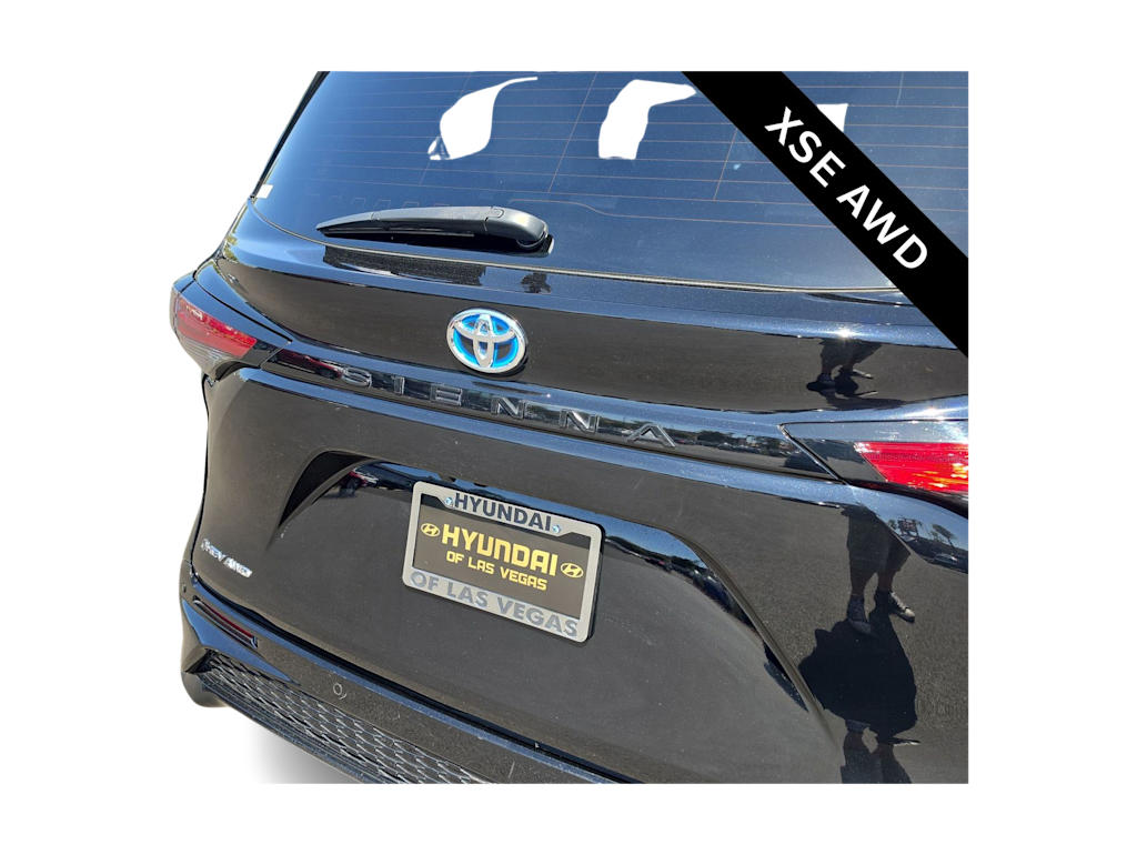 Thumbnail: 2025 Toyota Sienna - 22