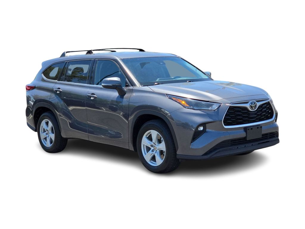 Thumbnail: 2021 Toyota Highlander - 21