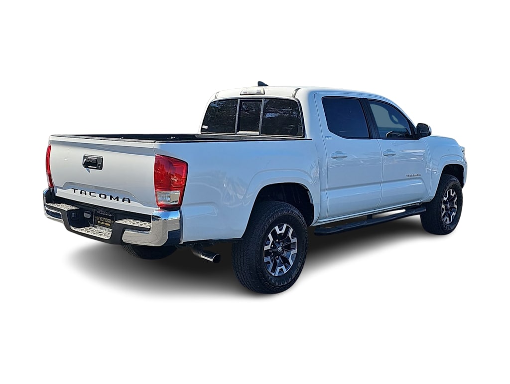 Thumbnail: 2019 Toyota Tacoma - 22