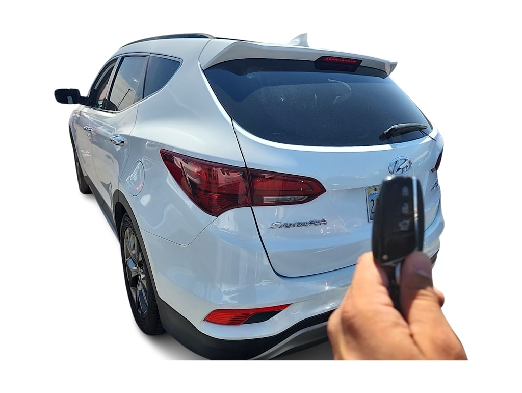 Thumbnail: 2017 Hyundai Santa Fe - 3
