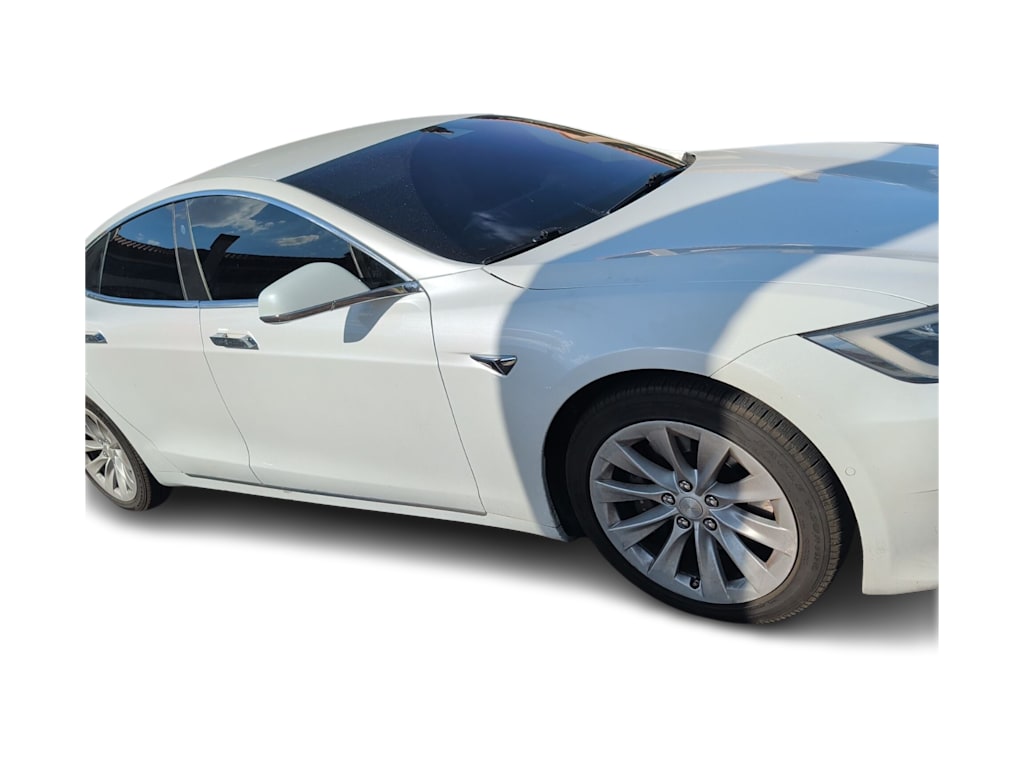 Thumbnail: 2017 Tesla Model S - 10