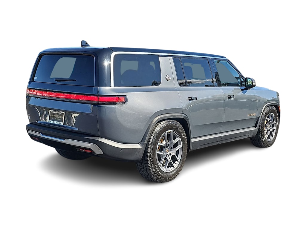 Thumbnail: 2024 Rivian R1S - 19