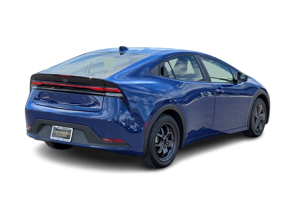 Thumbnail: 2023 Toyota Prius - 21