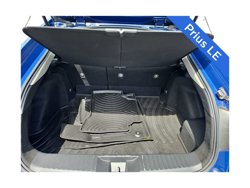 Thumbnail: 2023 Toyota Prius - 17