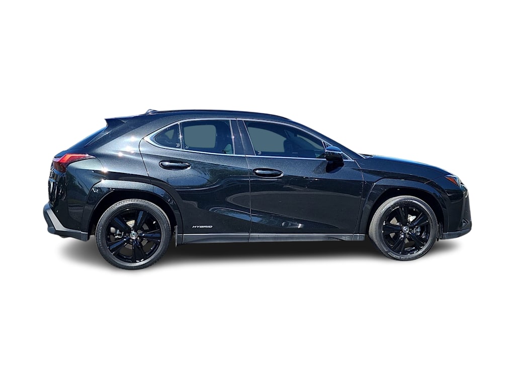 Thumbnail: 2021 Lexus UX - 23