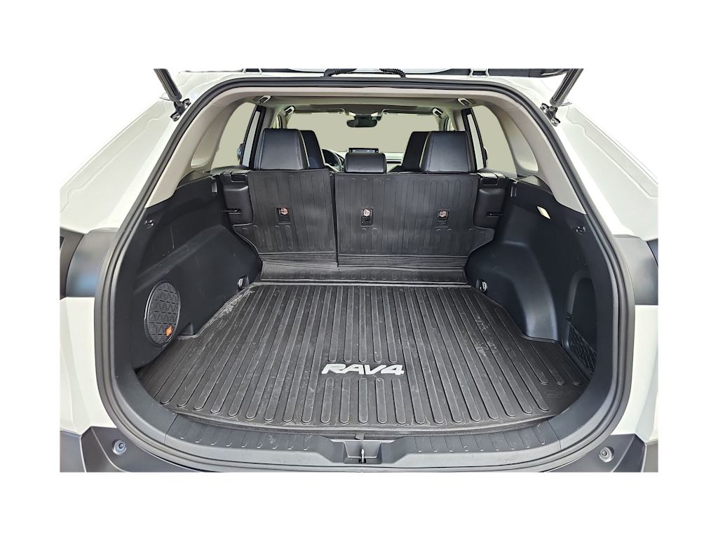 Thumbnail: 2022 Toyota RAV4 - 18